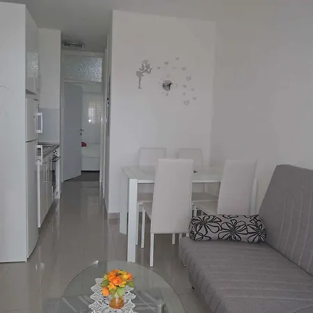 Apartment 1