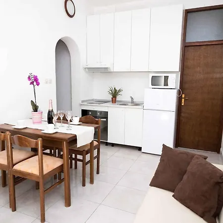 Apartment 1 *